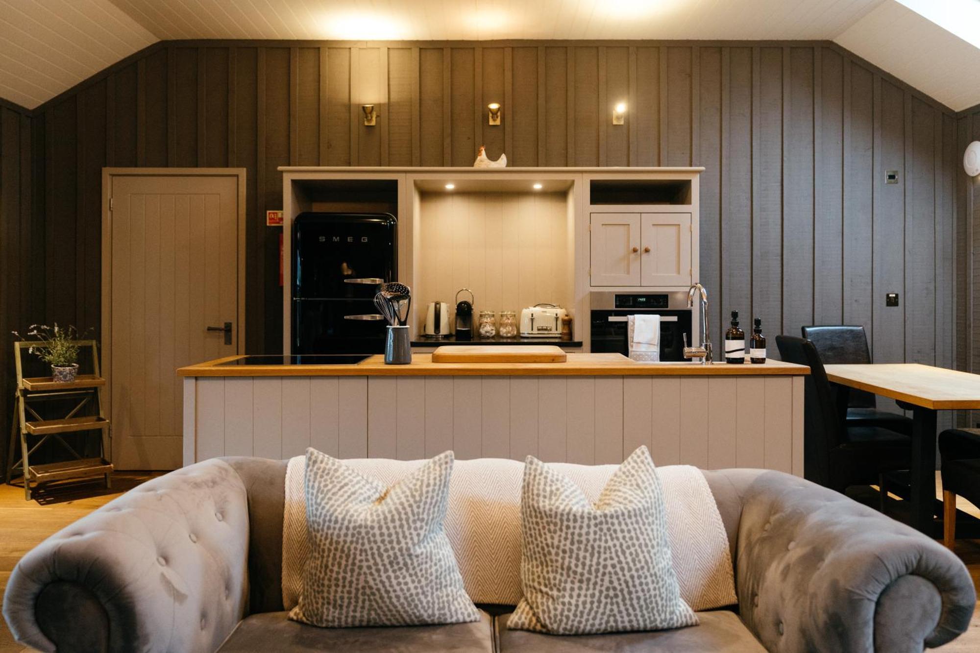 Retreat East Villa Ipswich Eksteriør billede